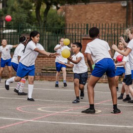 How to Keep Children Active at Lunchtime